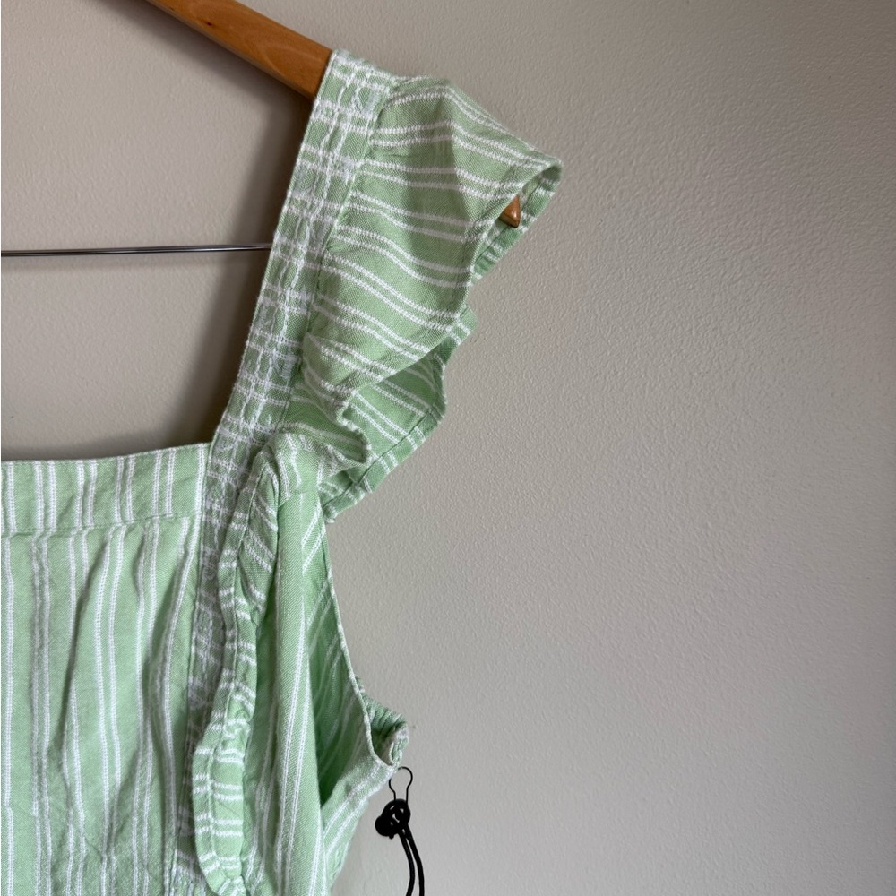 NWT Green Striped Ruffle-Sleeve Top Shirt Cropped Size Large - Picture 3 of 7